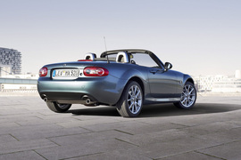 2013款马自达MX-5