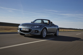 2013款马自达MX-5