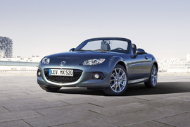 2013款马自达MX-5