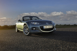 2013款马自达MX-5
