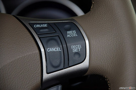 2010款讴歌RL实拍