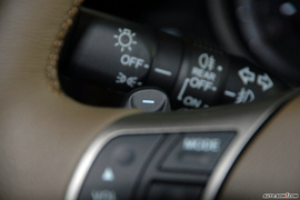 2010款讴歌RL实拍