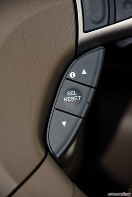 2010款讴歌RL实拍