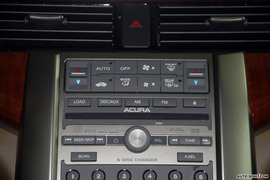 2010款讴歌RL实拍