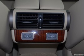 2010款讴歌RL实拍