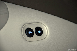 2010款讴歌RL实拍