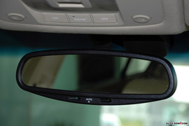 2010款讴歌RL实拍