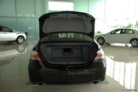 2010款讴歌RL实拍