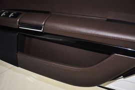 巴博斯60S龙年纪念版