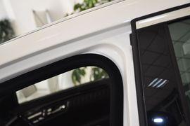 巴博斯60S龙年纪念版