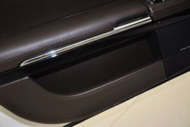 巴博斯60S龙年纪念版