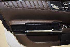 巴博斯60S龙年纪念版