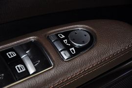 巴博斯60S龙年纪念版