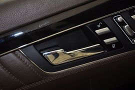 巴博斯60S龙年纪念版