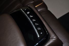 巴博斯60S龙年纪念版