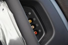 巴博斯60S龙年纪念版