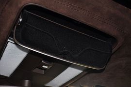 巴博斯60S龙年纪念版