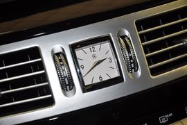 巴博斯60S龙年纪念版