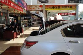 2013款本田雅阁2.0L