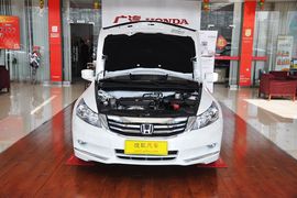 2013款本田雅阁2.0L