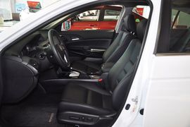 2013款本田雅阁2.0L