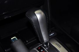 2013款本田雅阁2.0L