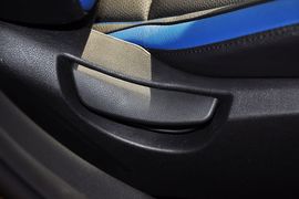 2012款现代飞思Veloster