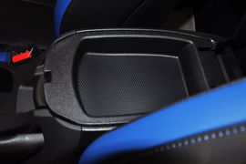 2012款现代飞思Veloster