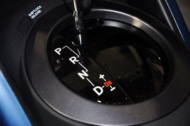 2012款现代飞思Veloster