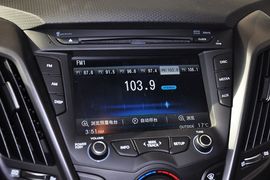 2012款现代飞思Veloster