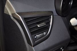 2012款现代飞思Veloster