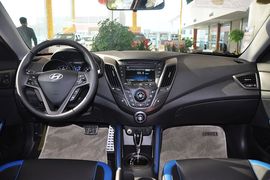2012款现代飞思Veloster