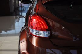 2012款现代飞思Veloster