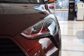 2012款现代飞思Veloster