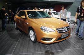 北汽绅宝D系列广州车展实拍