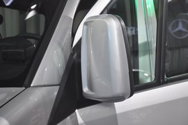 福建奔驰凌特