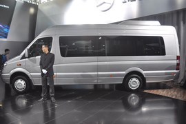 福建奔驰凌特