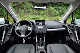 2012广州车展体验新森林人