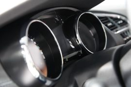 2012广州车展国产标致3008对比国产劲炫