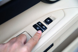 2013款宝马740Li豪华型深度测试