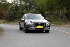 2013款宝马740Li豪华型深度测试