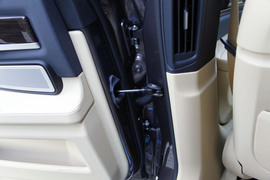 2013款宝马740Li豪华型深度测试
