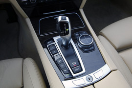 2013款宝马740Li豪华型深度测试