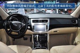哈弗H8对比纳智捷大7