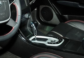 2013款比亚迪思锐VS北汽绅宝