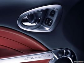 2004款阿斯顿马丁Vanquish