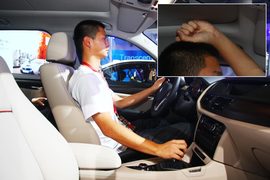 国产奥迪Q3与宝马X1空间对比