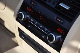 2013款宝马535Li行政型