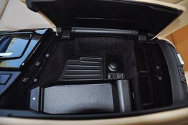 2013款宝马535Li行政型