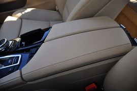 2013款宝马535Li行政型